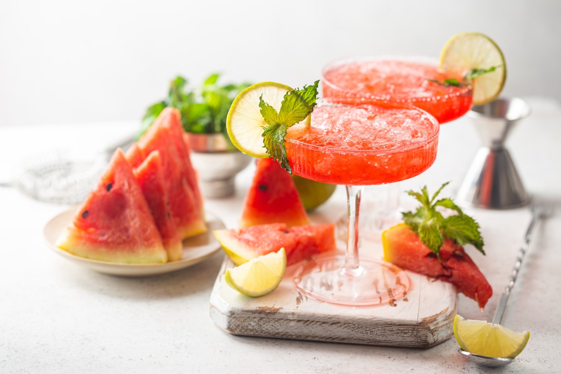 watermelon-cocktail-margarita-2026-01-09-00-04-10-utc